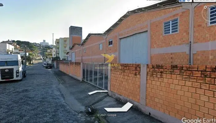 Imóvel para aluguel possui 602 metros quadrados com 1 quarto em Forquilhinha - São José - 