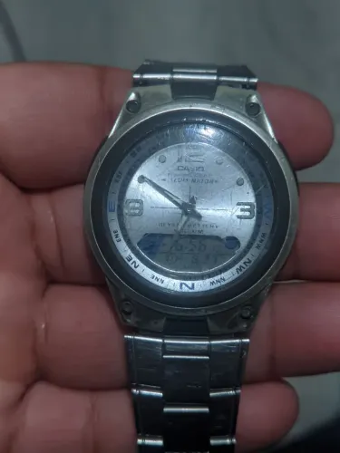 Casio Fishing Gear AW-82
