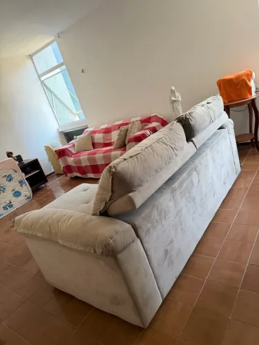 Sofá retrátil