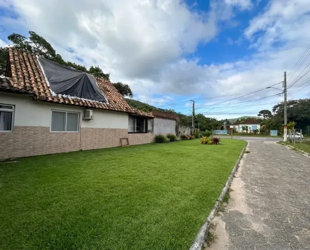 Terreno de esquina com 226,32 m²