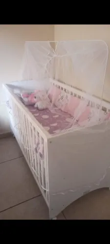 Vendo berço novo com colchão