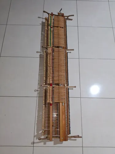 Mecanisco de ação de piano. VALOR A COMBINAR
