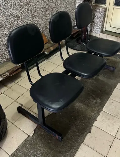 Cadeira de espera recepção com 3 lugares 
