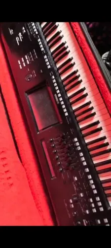 Teclado genos