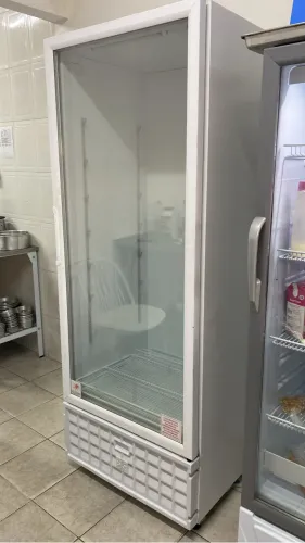 Freezer vertical 560L