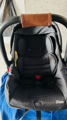 Bebê Conforto Infanti Zion (0 a 13kg)"