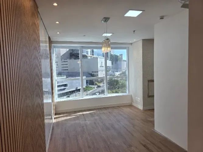 Sala Comercial no Vila da Serra
