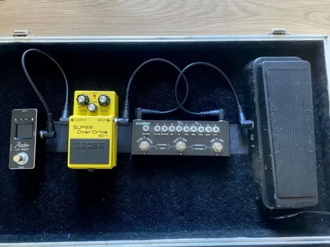 Set Completo de Pedais + Hard Case - R$ 1.200