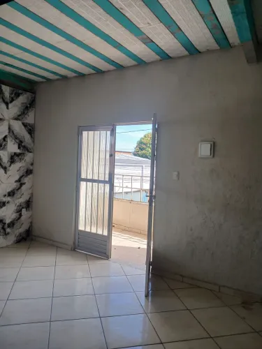 Vendo uma ótima kitinet em santa cruz rj 