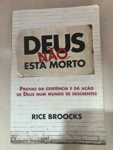 Livro - Deus não está morto