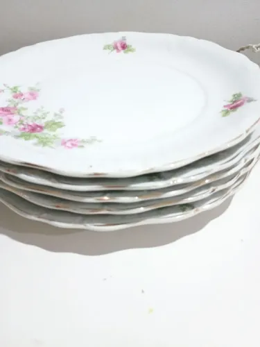 Pratos porcelana antiga