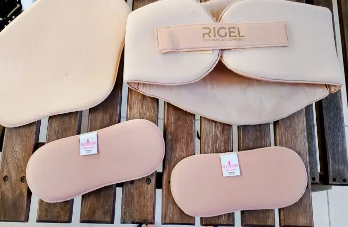 Lote com placas pós cirurgia abdominoplastia 