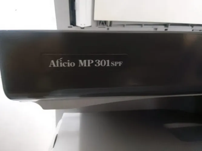 Impressora RICOH MP301