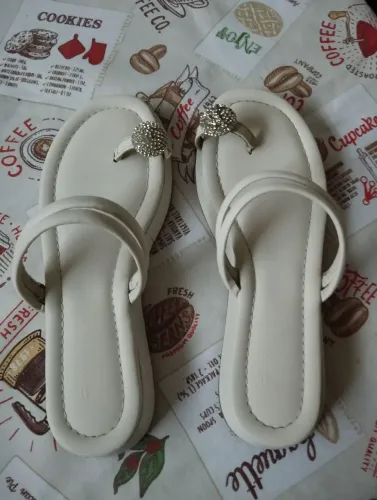 Sandália flatform n35/6 VIA UNO