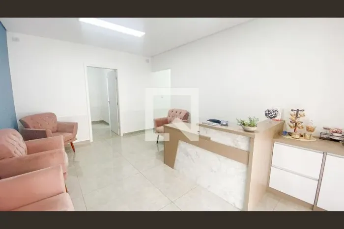 Casa à Venda - Vila Assunção, 5 Quartos, 250 m2
