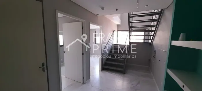 Conjunto Comercial para locação pronto para Consultório com Mezanino na Rua Turiassu 519