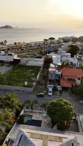 Excelente terreno plano murado 235m2 em Camboinhas/Niterói a 50metros da praia.