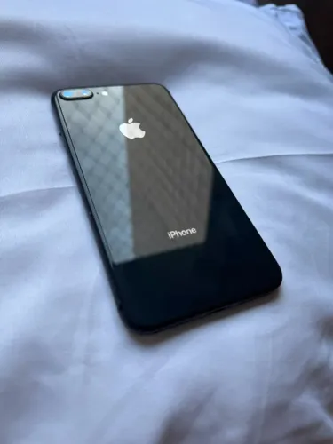 iPhone 8 Plus 64GB