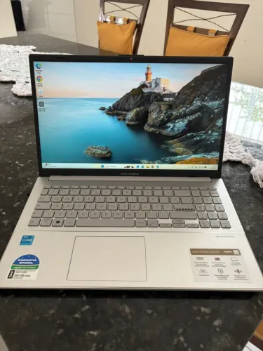 Vendo >> Notebook Asus Vivobook Go E1504ga Intel Core i3