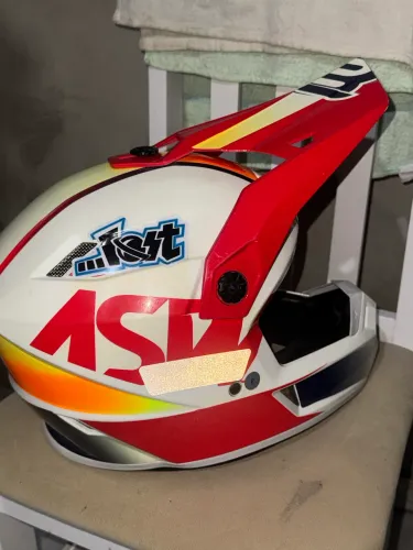 capacete asw