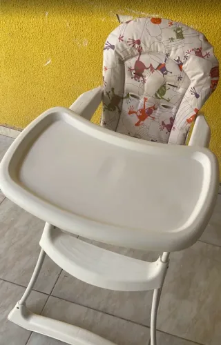 Cadeirão infantil