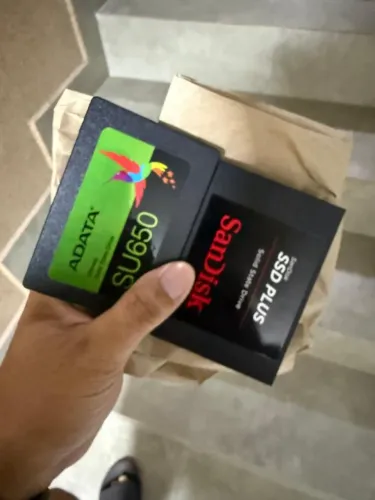 OPORTUNIDADE!! SSD SATA ADATA 960GB E SANDISK 1TB