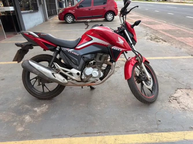 Com titan 160