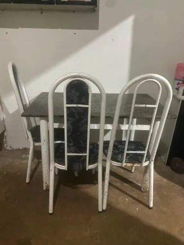 Mesa de mármore