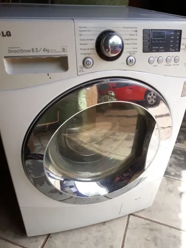 Vendo uma maquina lava e seca
