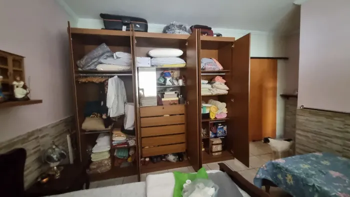 Guarda-roupas casal