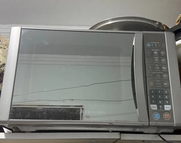 Micro ondas grande espelhado