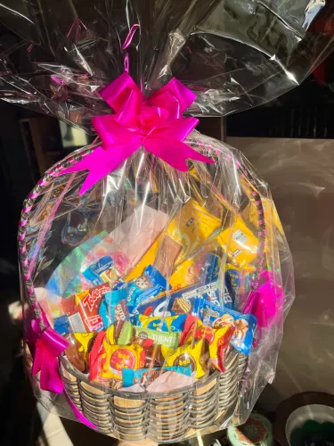 Cesta de chocolates para presentear