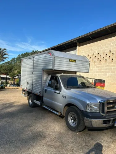 Ford F-350 2011 Diesel Baú