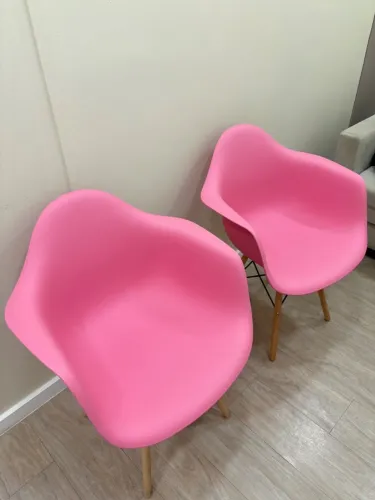 Cadeiras eames muito novas 4 unidades