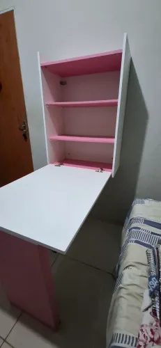 Estante de parede com mesa dobrável suspensa multiuso