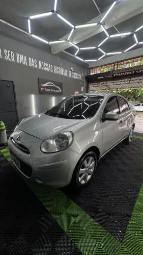 Nissan March SV 1.6 16V Flex Fuel 2013