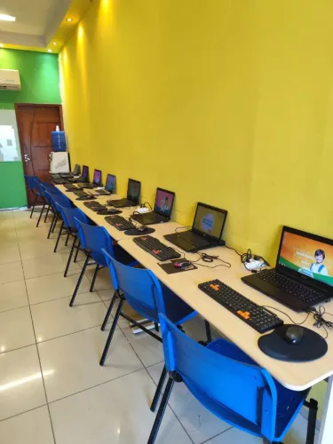 ARRENDAMENTO ESCOLA CURSOS