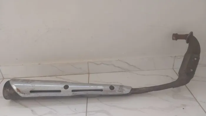 Vendo escapamento original da 125