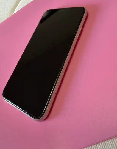 iPhone 11 64GB Branco - Excelente Estado | Sem Arranhões