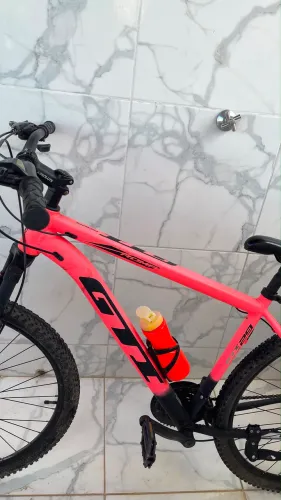 Bicicleta Aro 29 impecável
