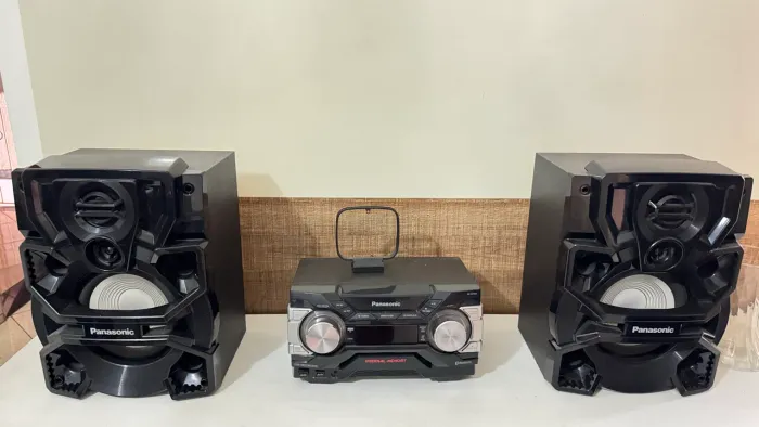 Mini System Panasonic SC-AKX660 - 1400W RMS