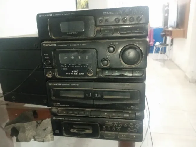 Pioneer XR-P2500C no estado