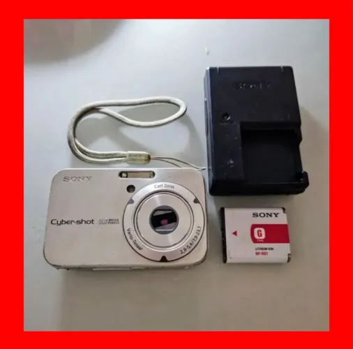 Máquina Fotográfica Câmera digital Sony Cyber Shot DSC N1 8.1Mp Leia a Descrição!