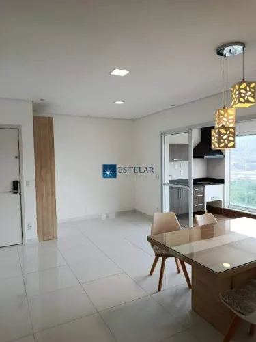 Apartamento mobiliado de 3 quartos com suíte e varanda gourmet para aluguel em Vila Mogila