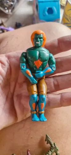 Blanka da linha Street Fighter II produzida pela Hasbro em 1993, moldes da G.I. Joe. 