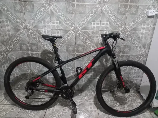 GT Avalanche (Aro 29)