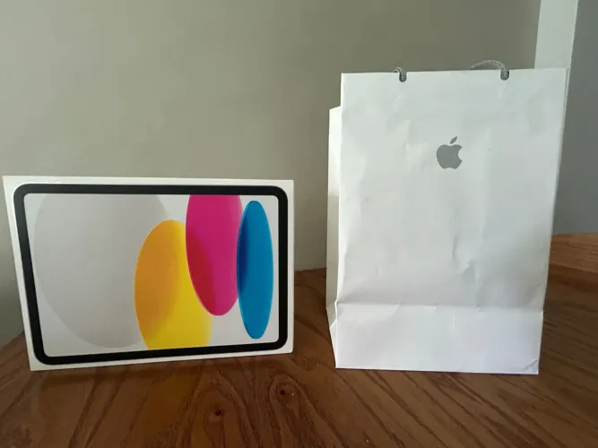 iPad 11 - A16 - 256GB