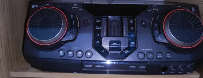 Som LG Xboom 2350 watts