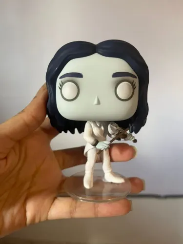 funko pop vanya / viktor the umbrella academy 934 chase
