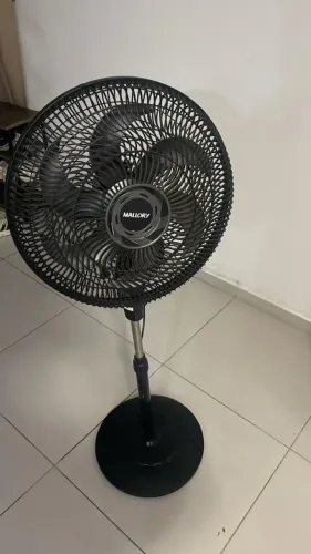 Ventilador Mallory com Controle Remoto - Ótimo Estado